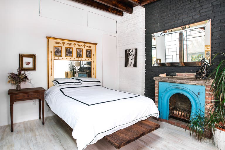  Sun Soaked Hand Crafted Penthouse, Williamsburg 