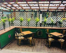  Intimate Restaurant Wine Bar in Astoria 