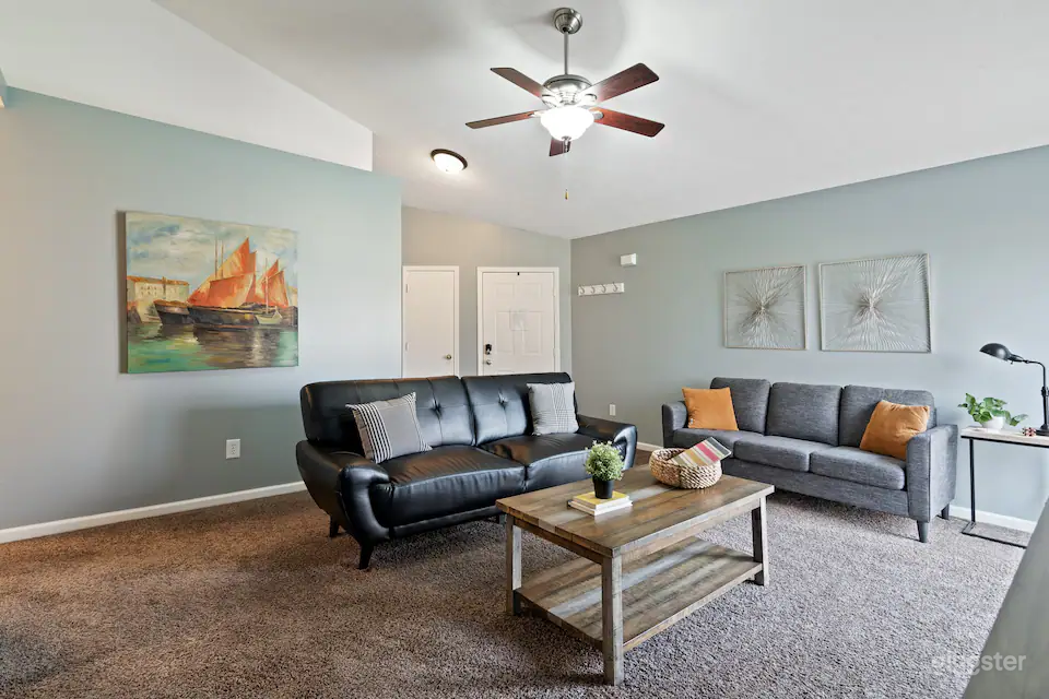 Grand Park Retreat: Family &amp; Team with Gas Grill Photo 1