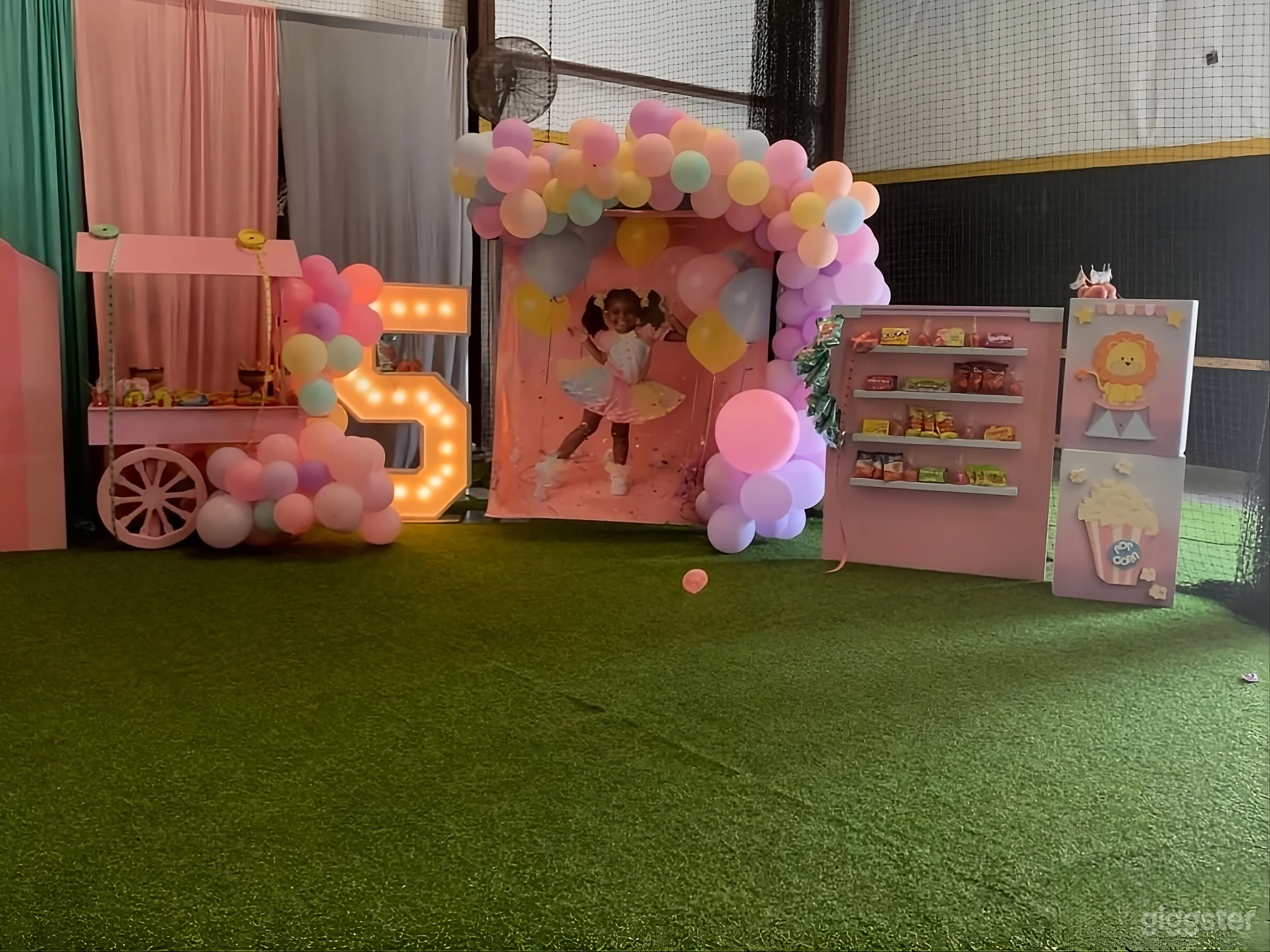 Versatile Event Space and Sports Venue Photo 4