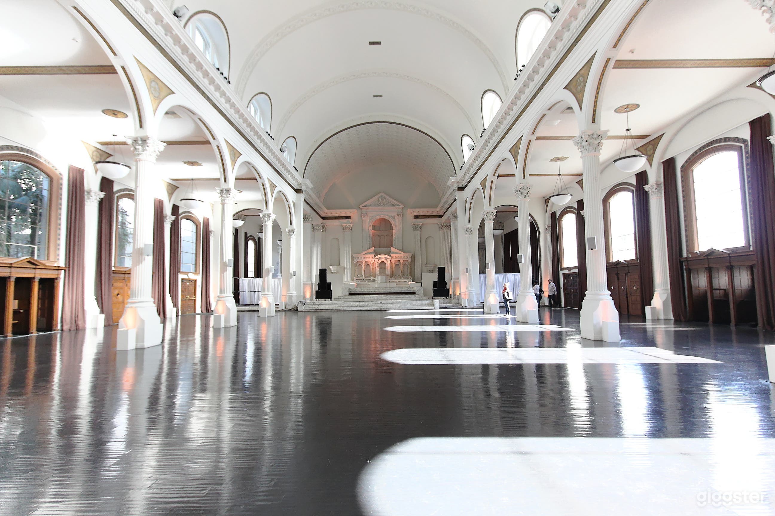 Ballroom No.1 Photo 1