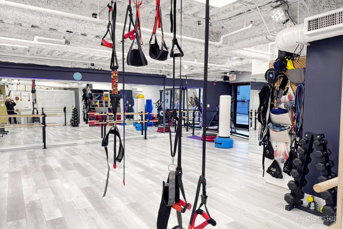 Fitness Studio + Treatment Room Rental Photo 2