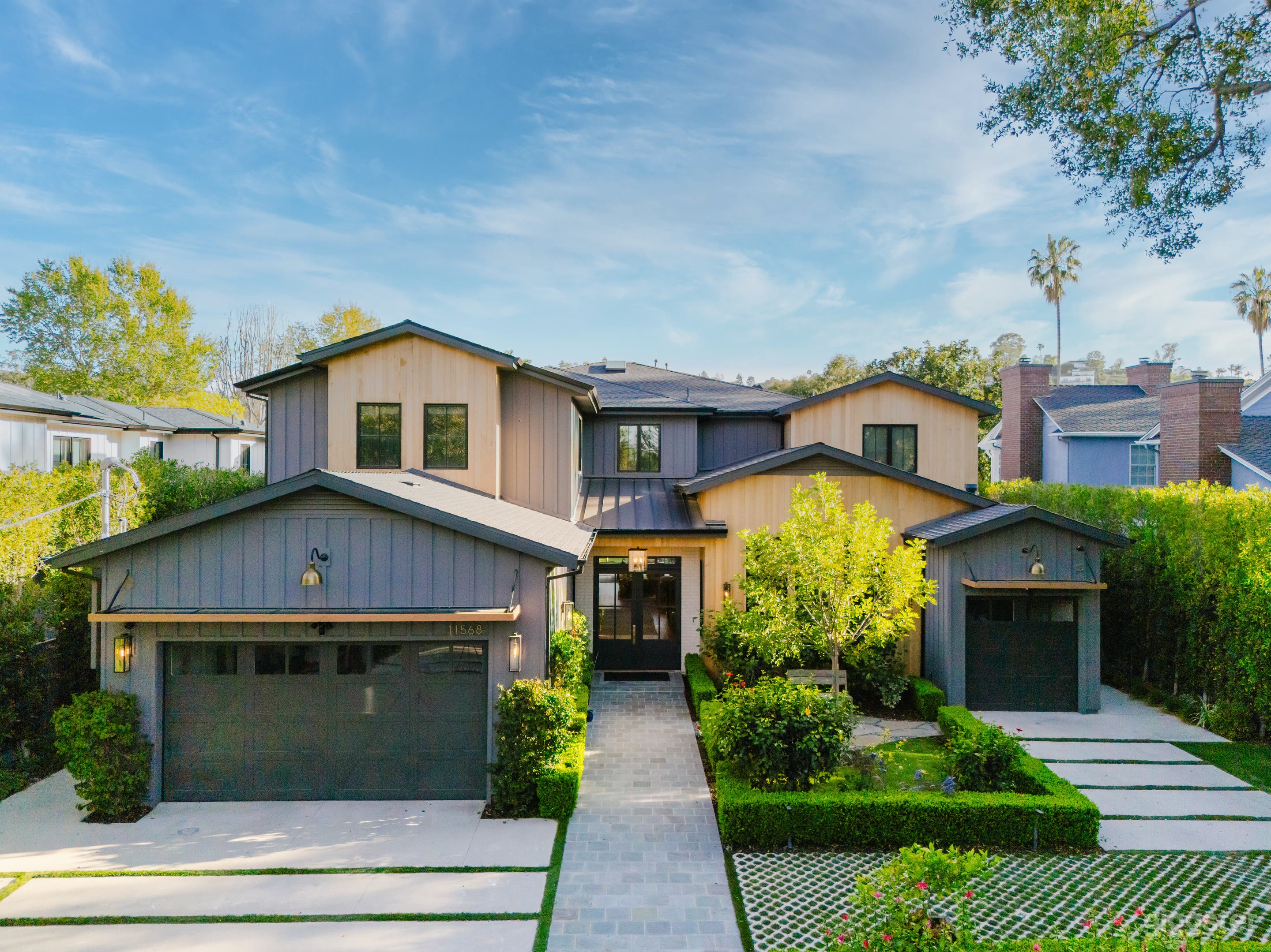 GOLDEN HOUR VILLA CINEMATIC MODERN OASIS Photo 2