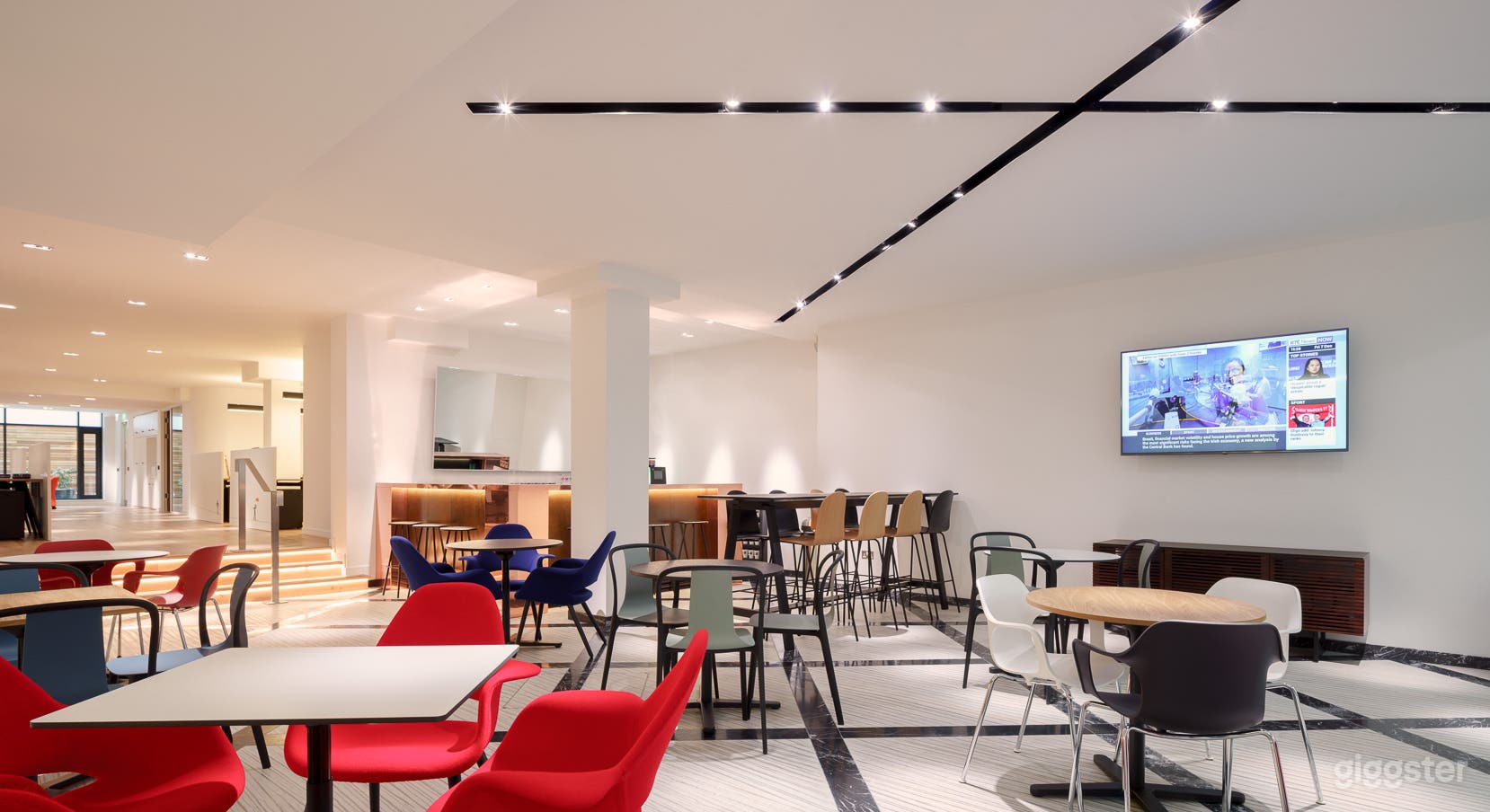 Mediascape  in Dublin Photo 3