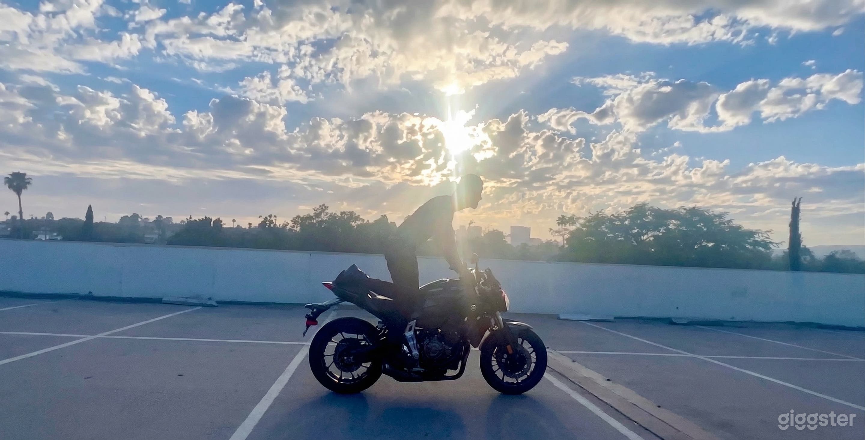 Cinematic Sport Motorcycle | Black & Blue Photo 4