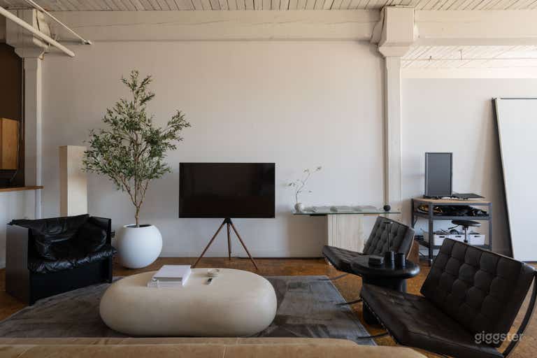  Designer Inspired Loft for Film & Photo 