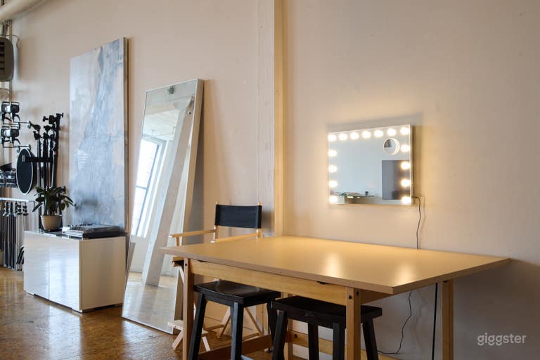  Designer Inspired Content Creation Studio 