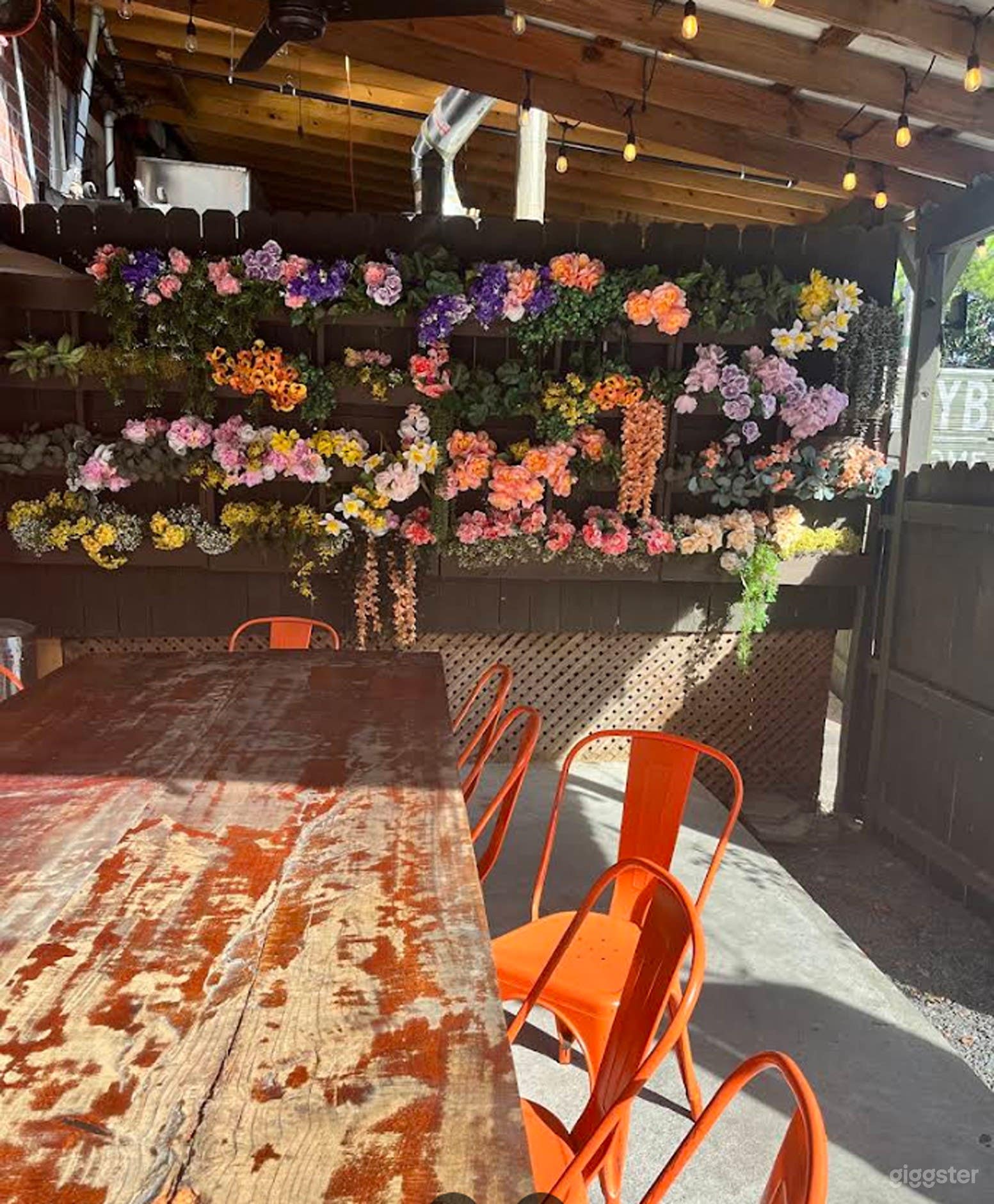 Versatile Outdoor Patio Space Photo 4