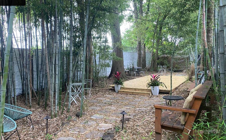  Espacio Versátil de Patio al Aire Libre 