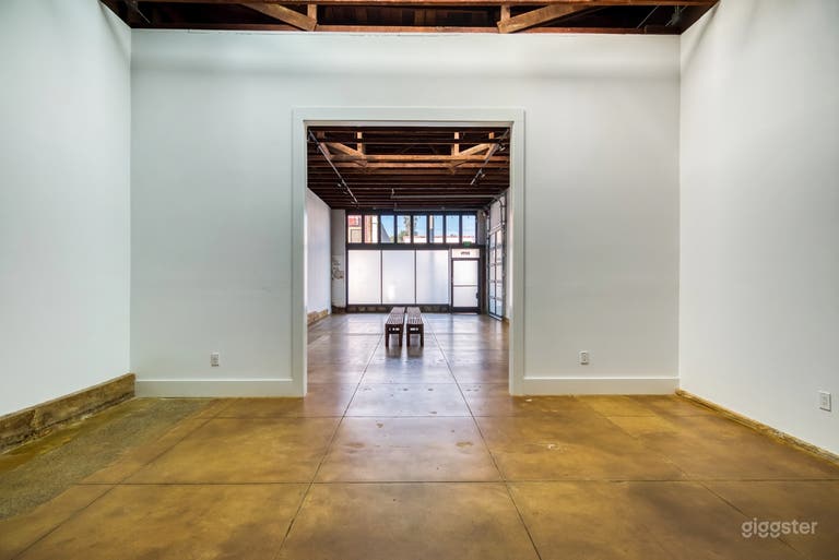  Beautiful Pop-up Gallery or Retail Event Space  