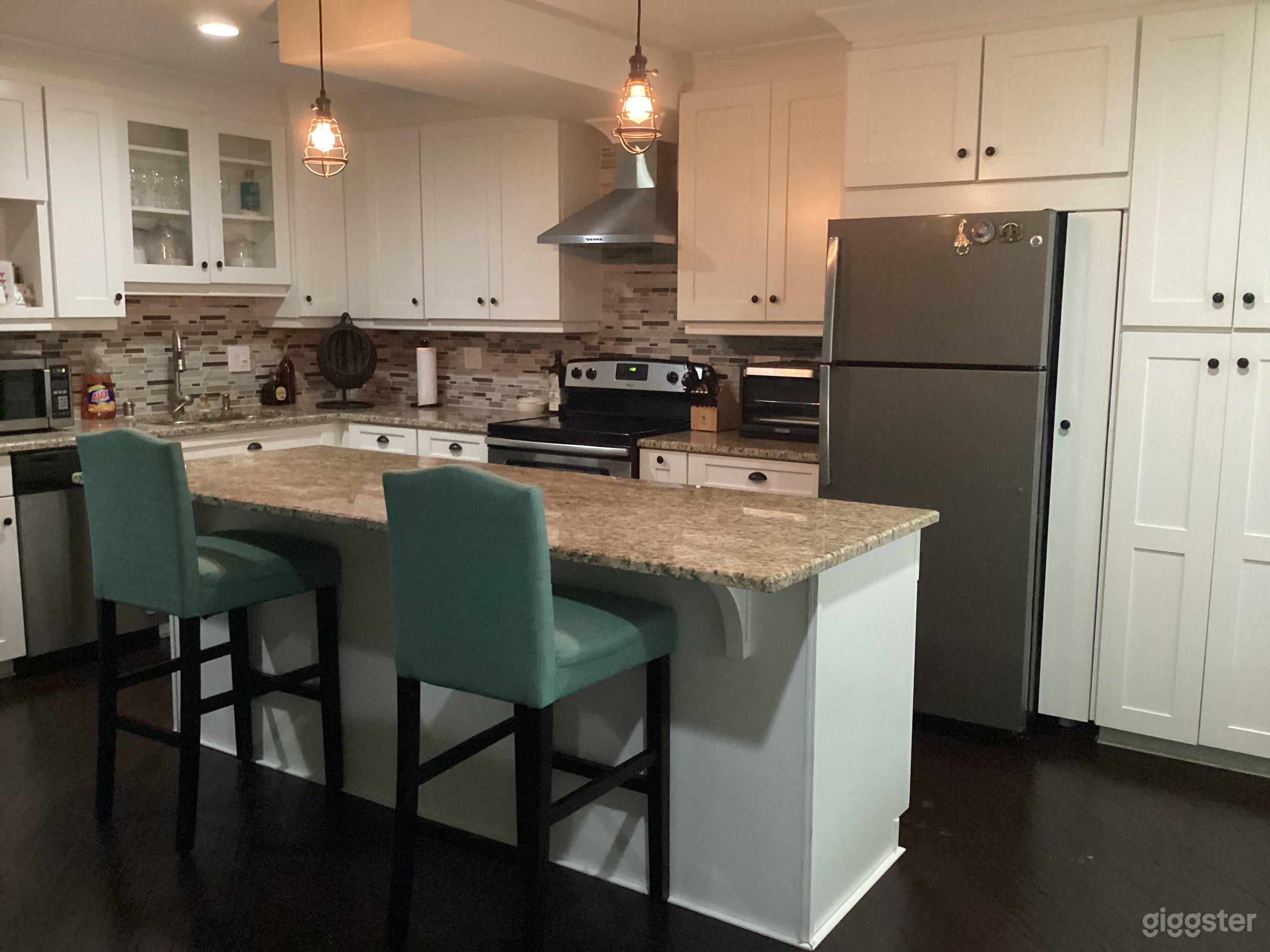 1950's Long Beach Zen Condo Photo 1