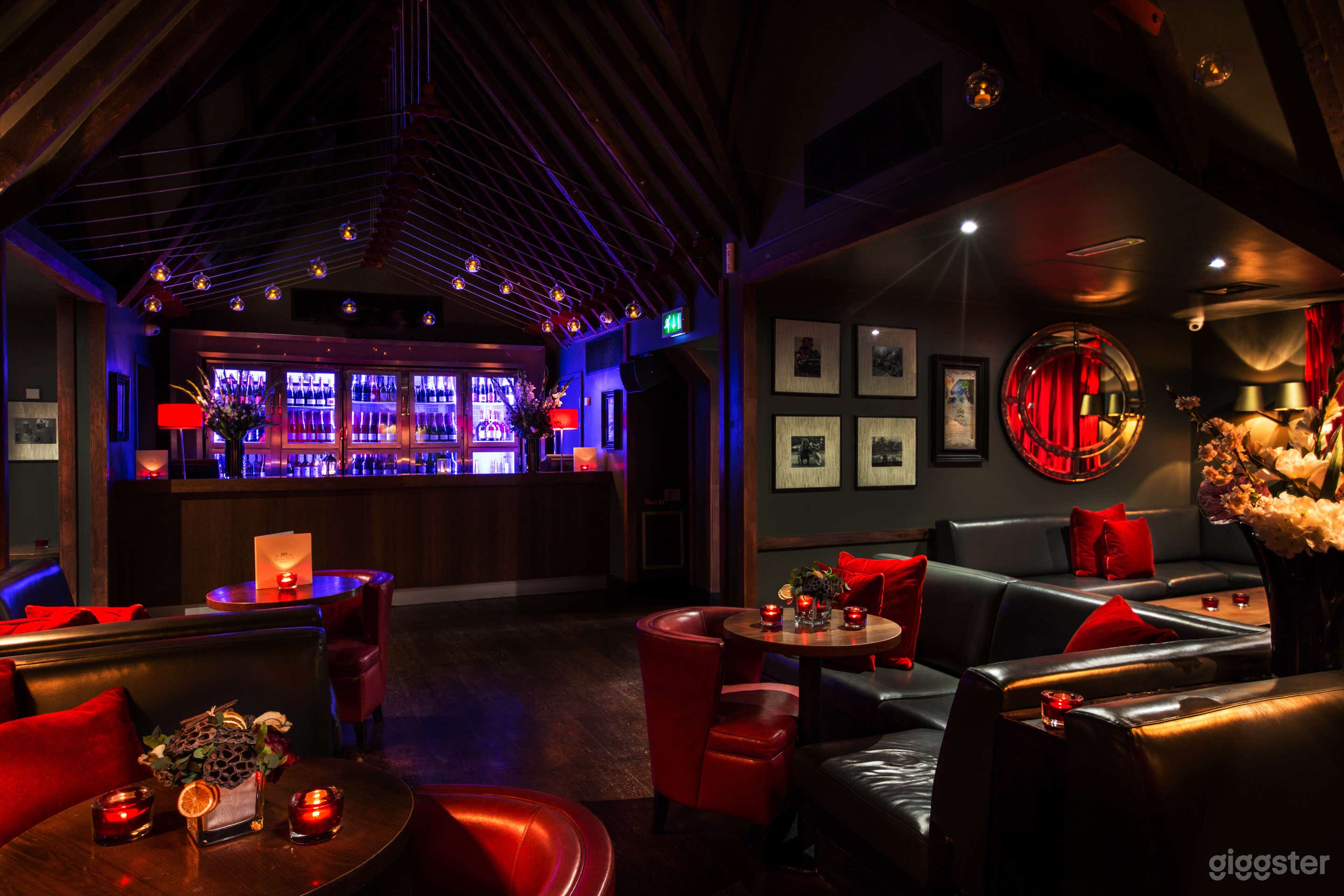 Champagne Bar Photo 3