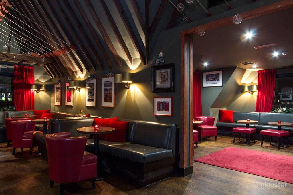 Champagne Bar Photo 2