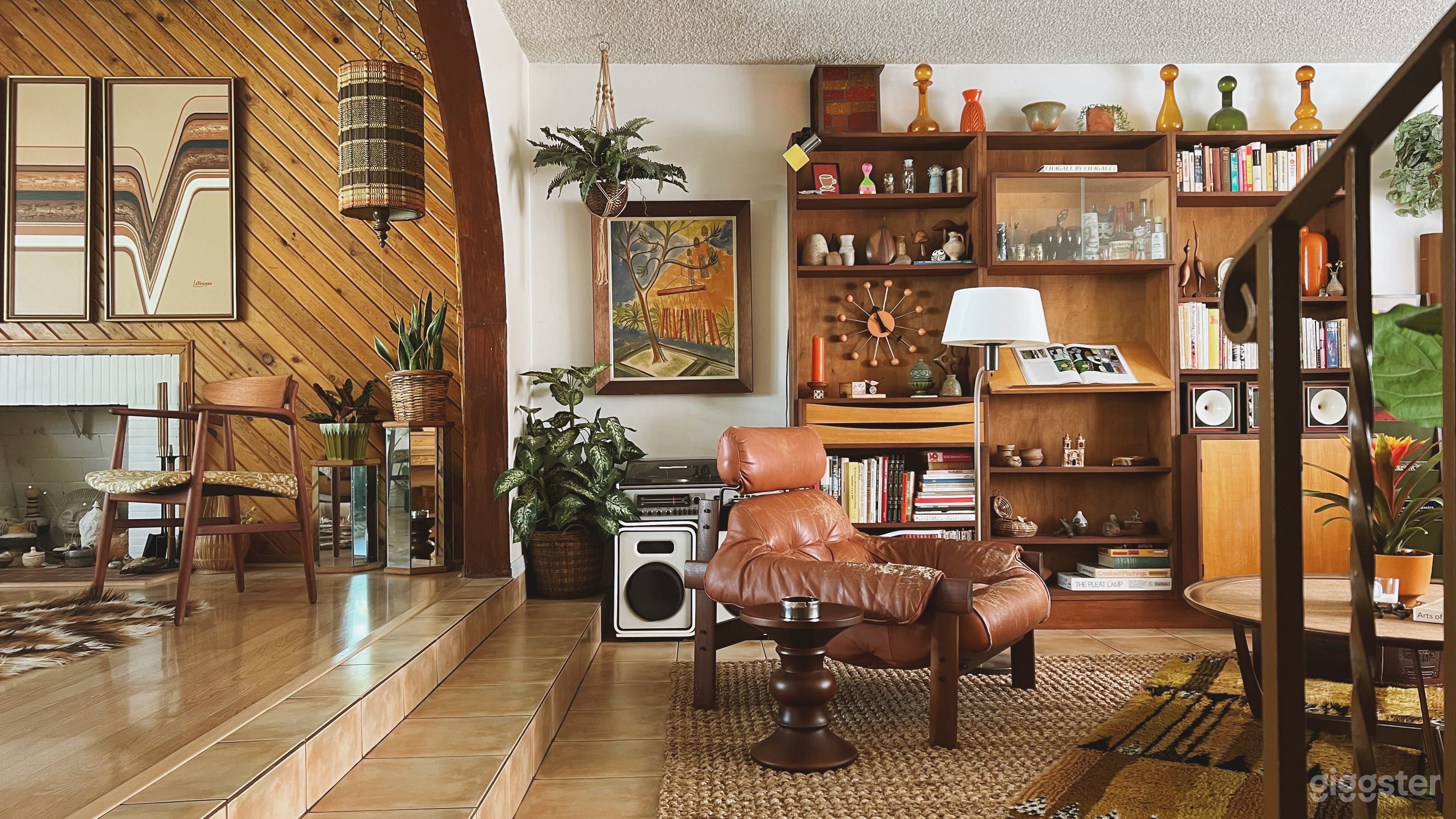 Archway between both living spaces