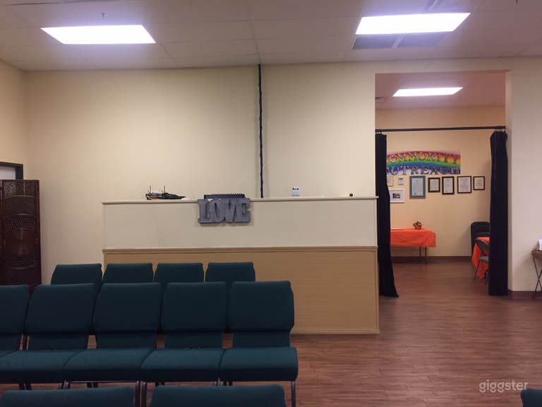  Easily Accessible Space in Northwest Vegas 