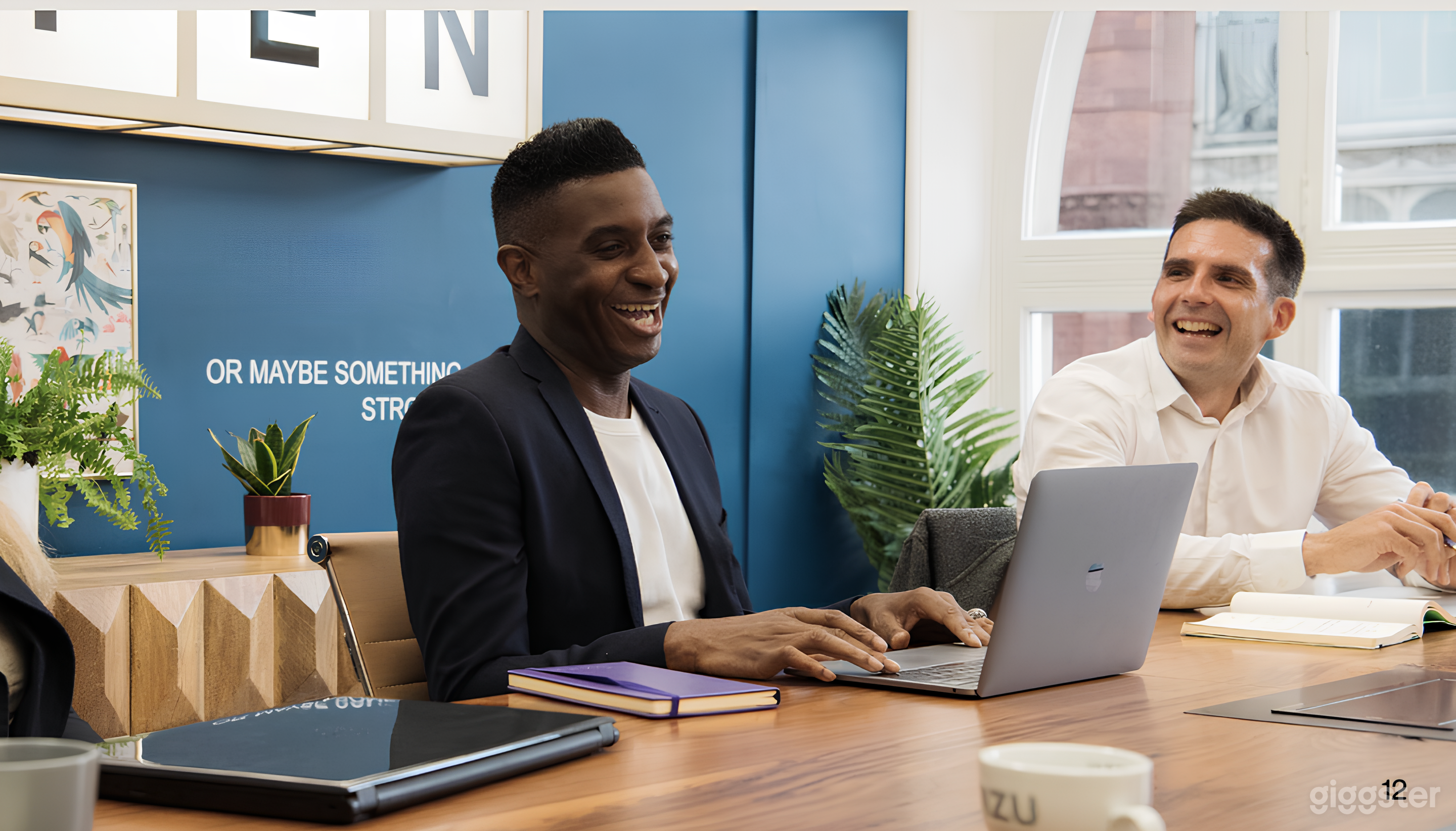 Small Medium Large Serviced Office Photo 4