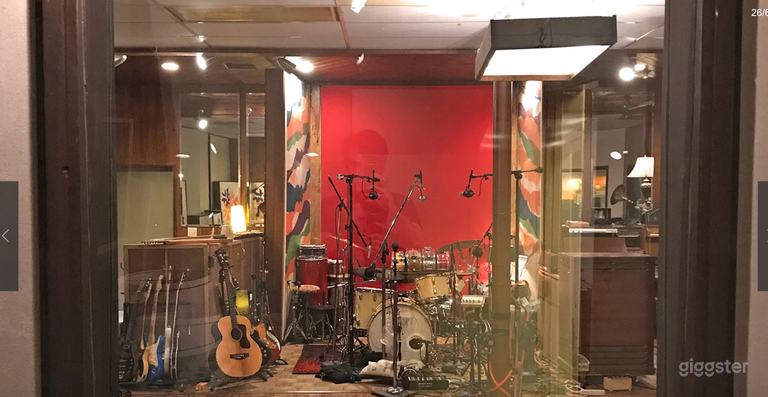  2400 sq. ft LA Recording Studio  