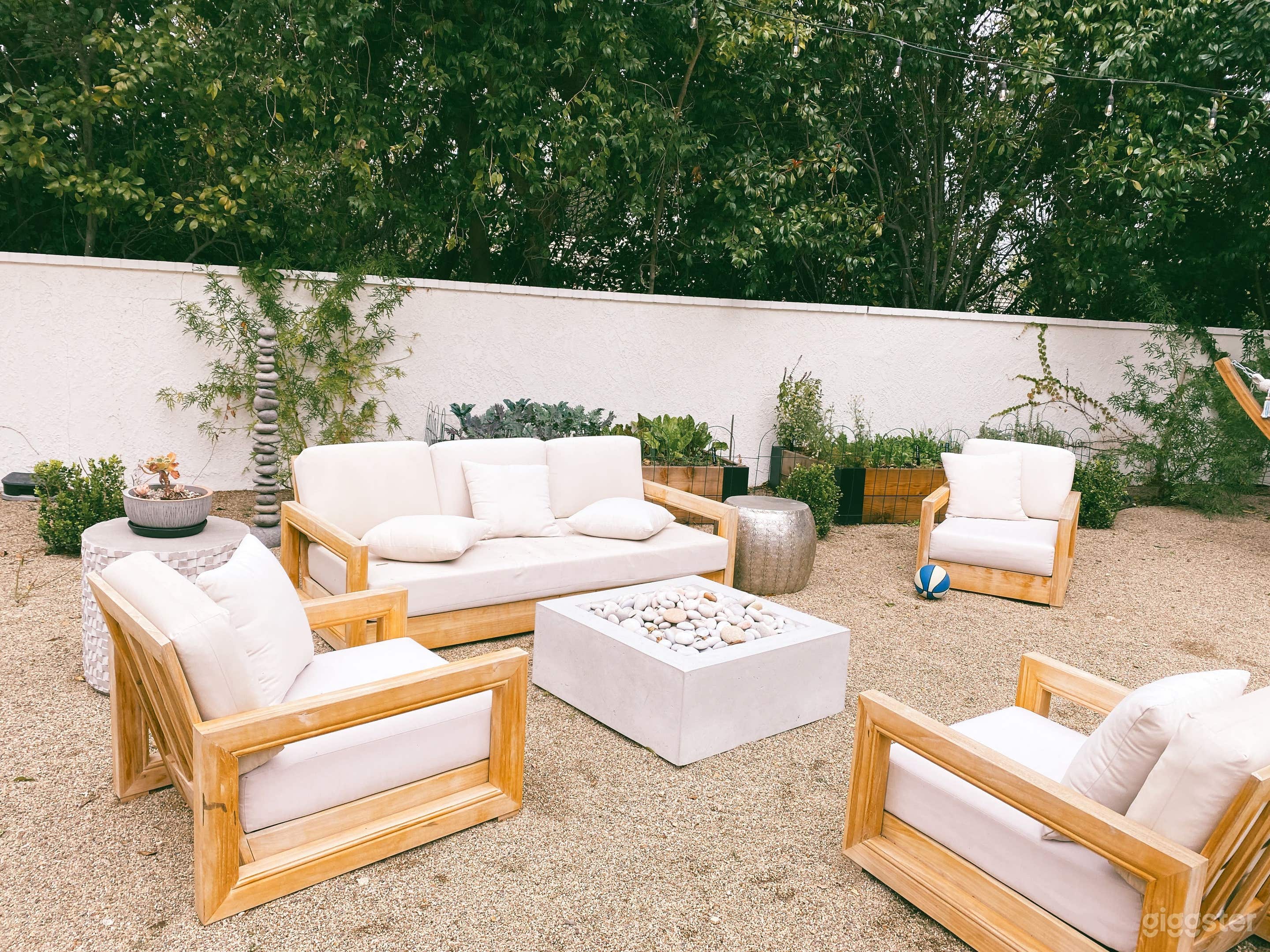 Gem of Thousand Oaks  Photo 3