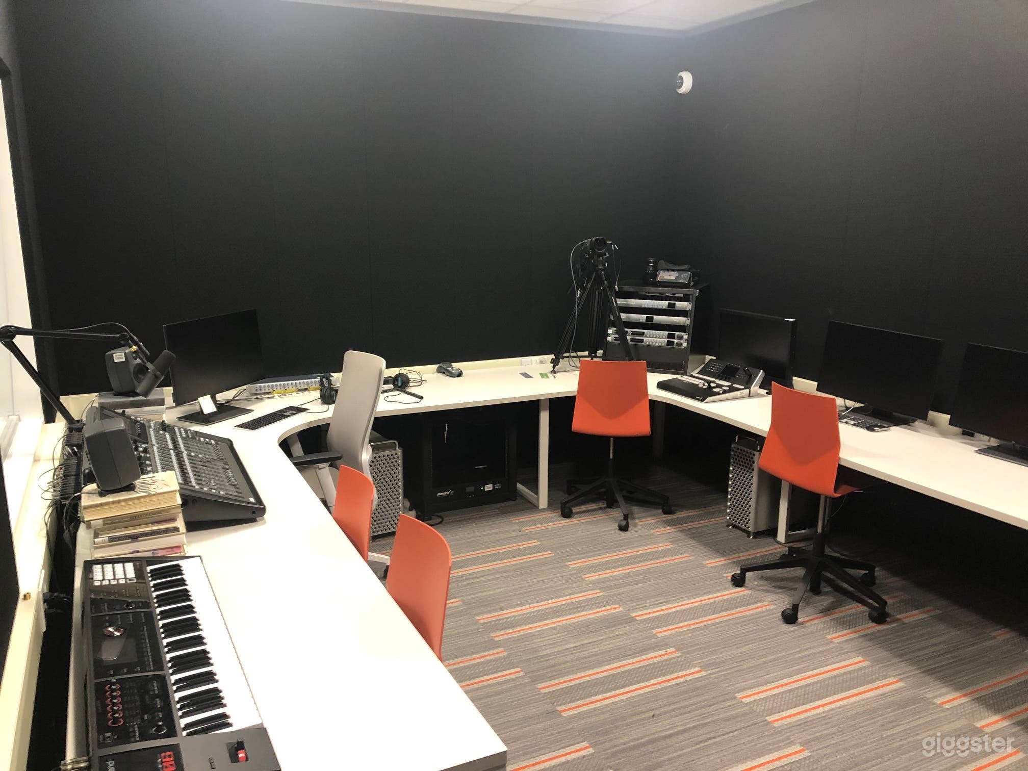 Library's recording studio in River Center Branch Photo 1