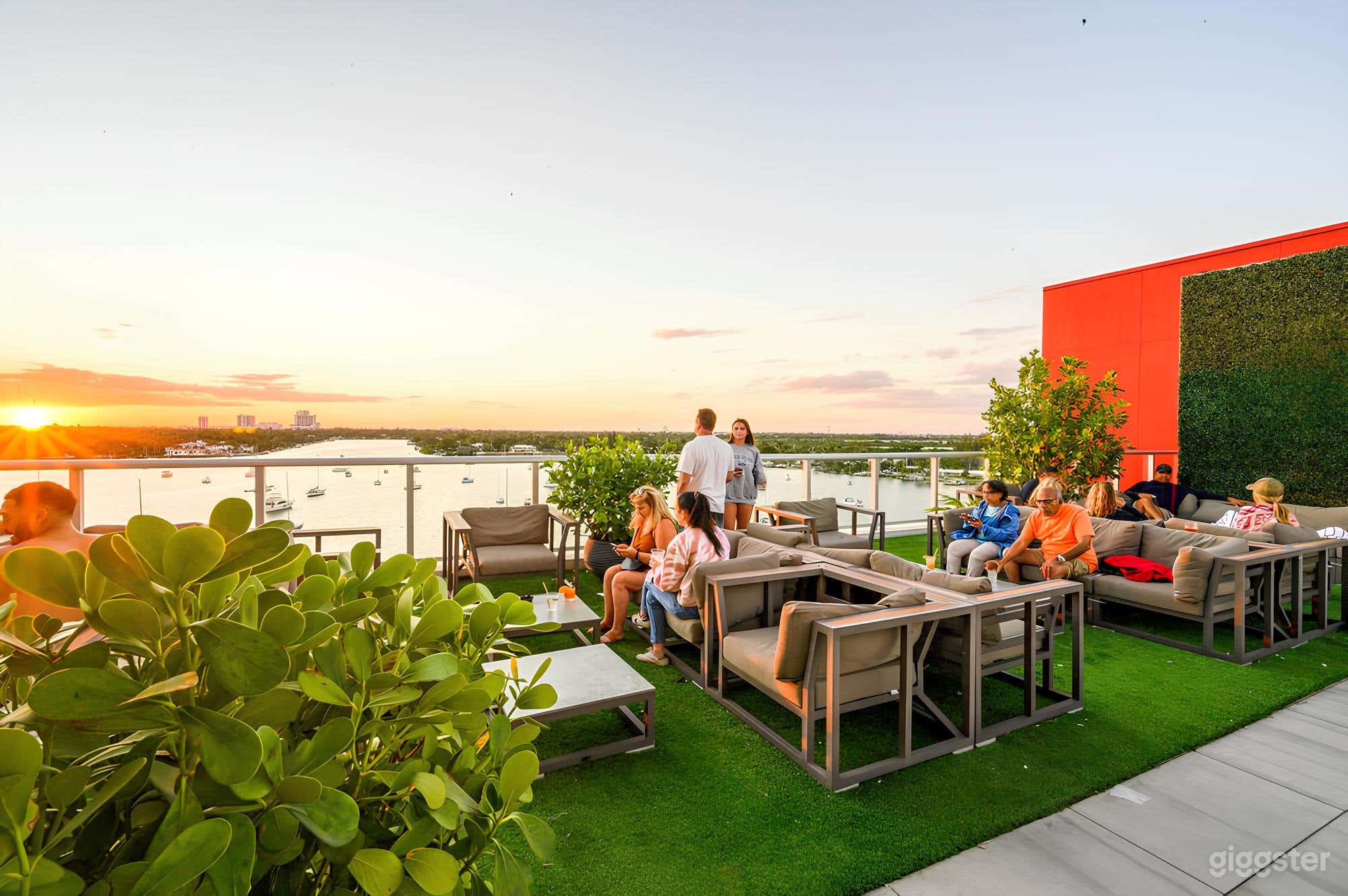 Stylish Rooftop Lounge with Water View in Hollywood Beach Photo 1