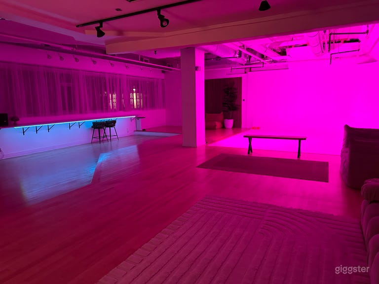  20ft LED strip &#38; RGB panel light allow you to customize the mood in the space for evening events. 