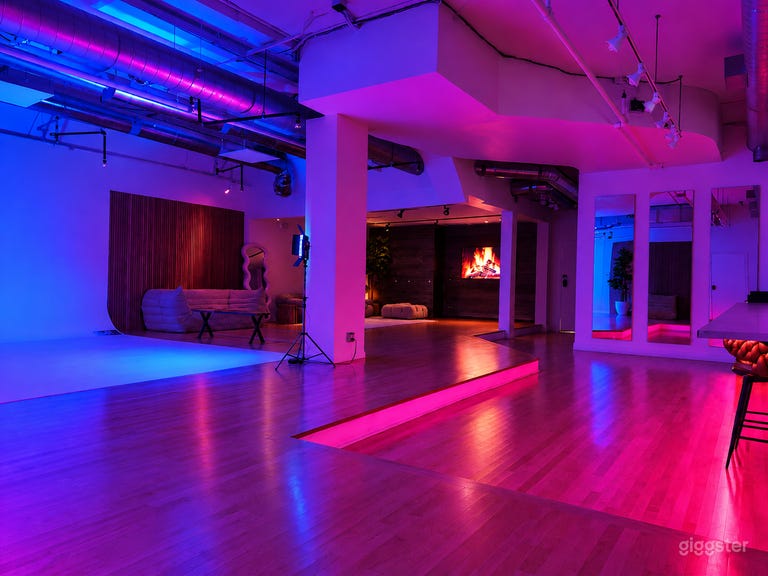  Prime downtown 1800 sqft + cyclorama wall 