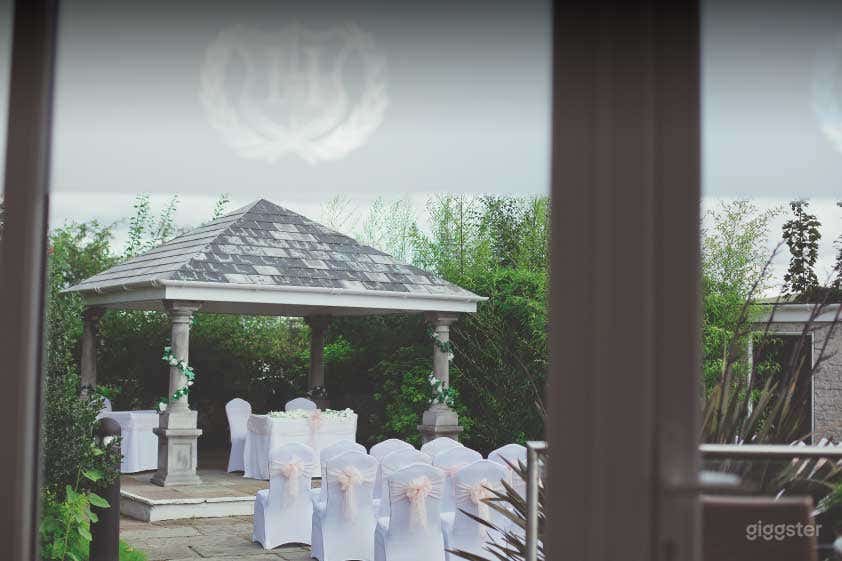 The Twilight Garden &amp; Garden Pergola Photo 3