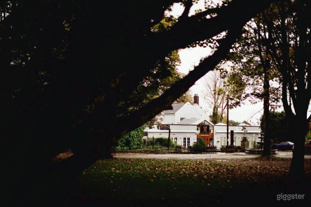 The Twilight Garden &amp; Garden Pergola Photo 4