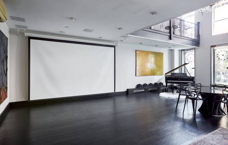  Historic Unique Wide Townhouse 