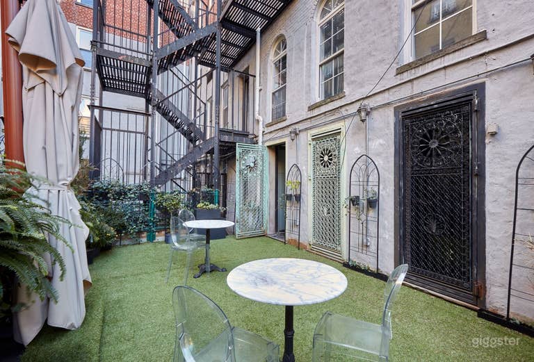  Historic Unique Wide Townhouse 