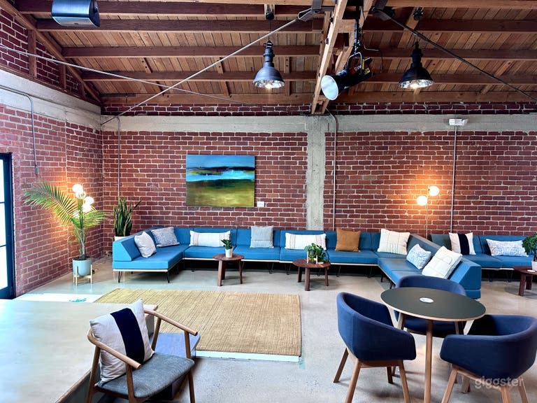  Loft 1 - stage front. 