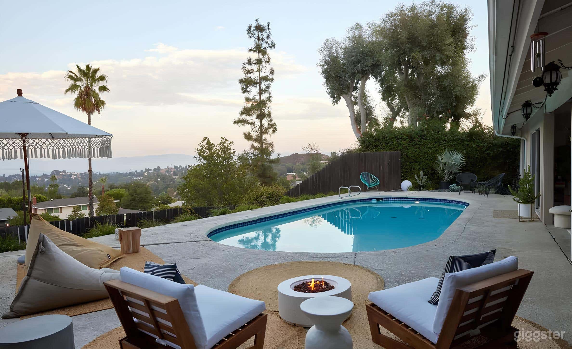 Charming Calabasas Casa Photo 1