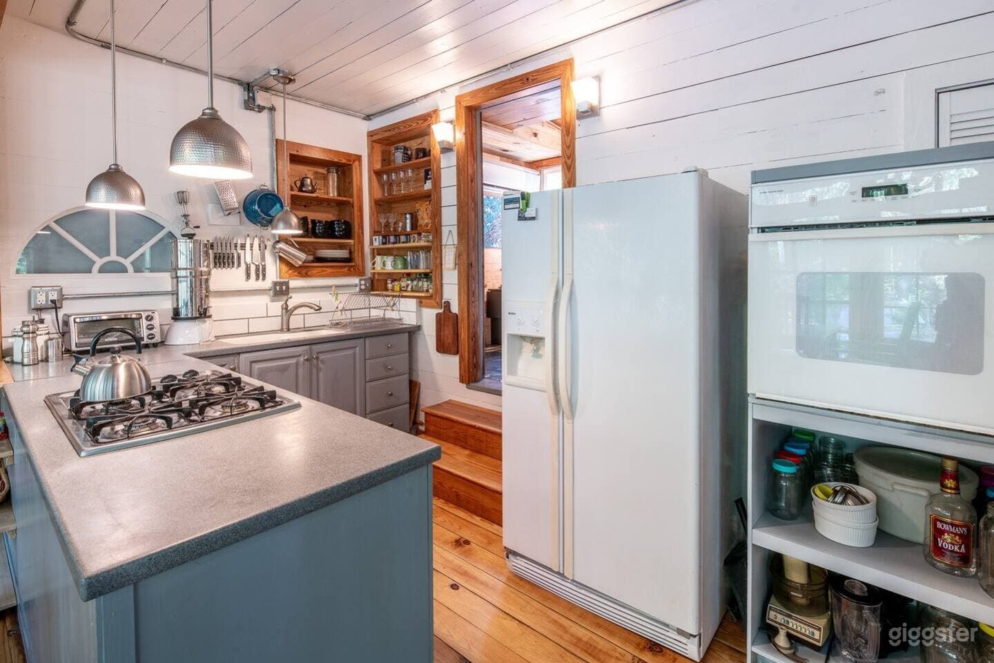 Charming Handmade House Photo 2