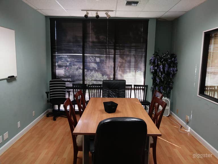  Small Conference Room for 8 People 