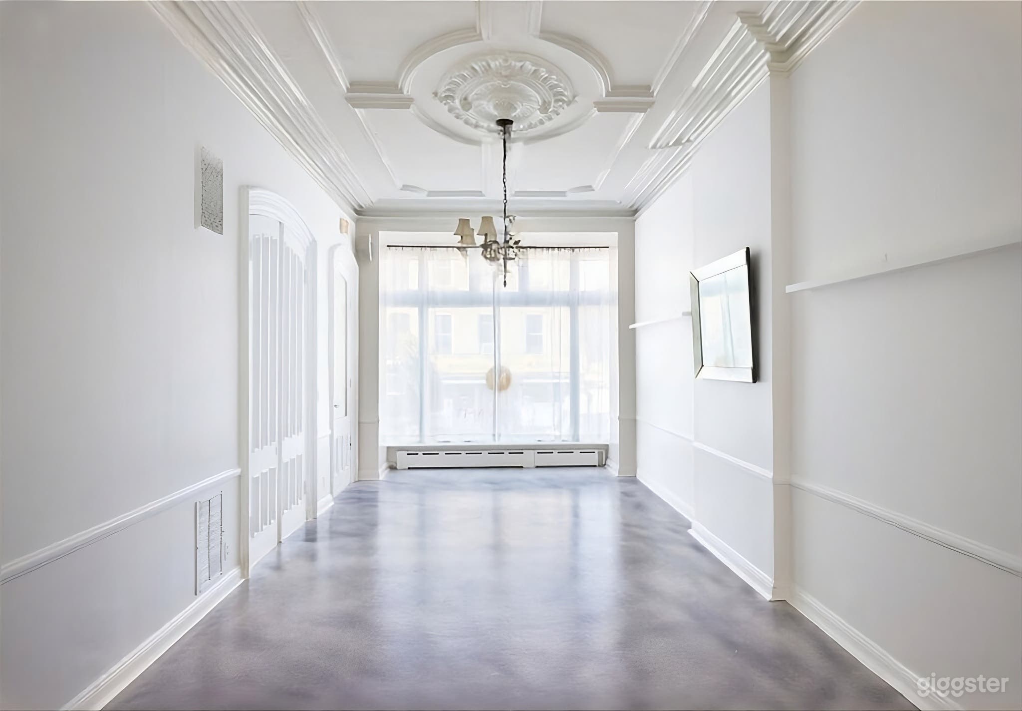 Elegant Fort Greene Brownstone: Parlor, Garden & Dining Room Photo 4