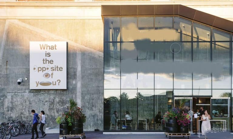  Ground Floor at the Museum in Toronto 
