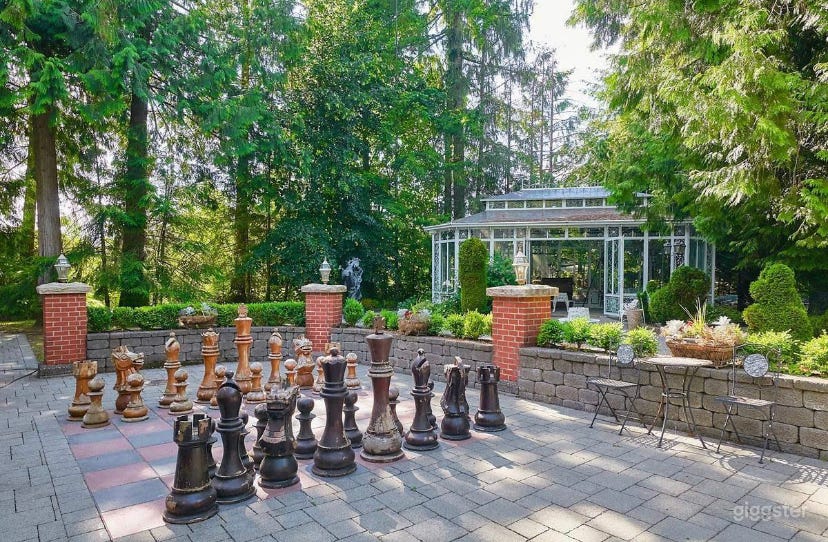 Luxury Victorian Estate and Gardens Photo 3