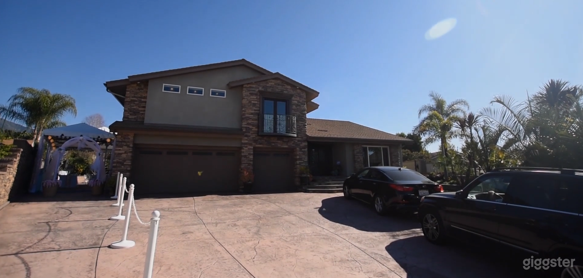 Front of Home
Front entry stairs light up
Juliet balcony from Master bedroom