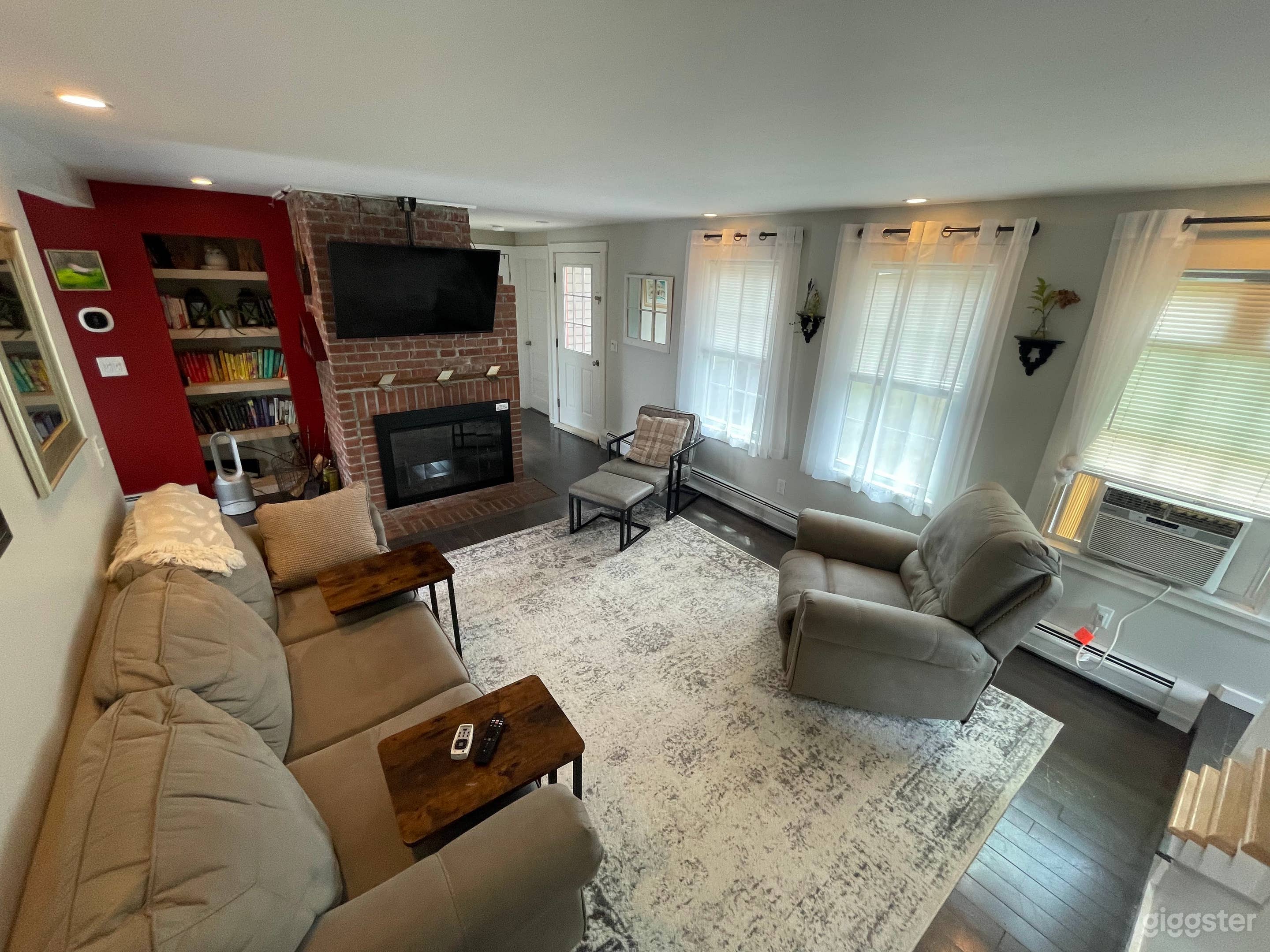 Cozy Berkshire Getaway House Photo 2