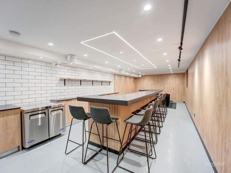  Sous-sol avec bar complet 