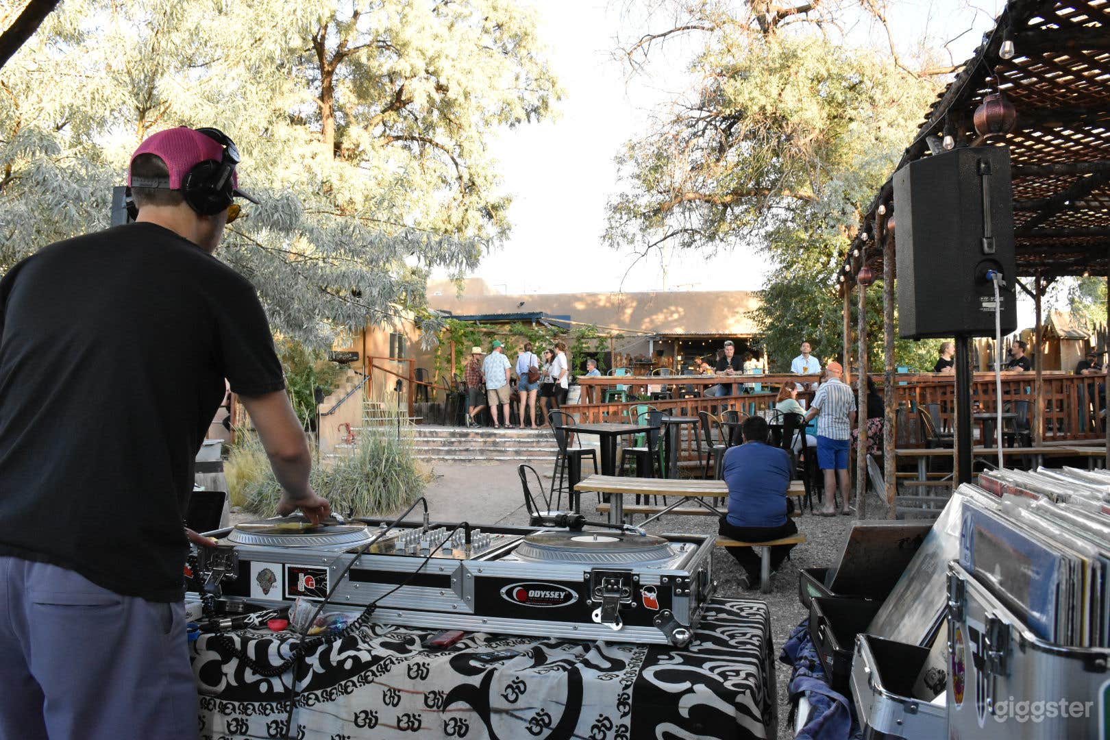 Bar and Music Venue Photo 1