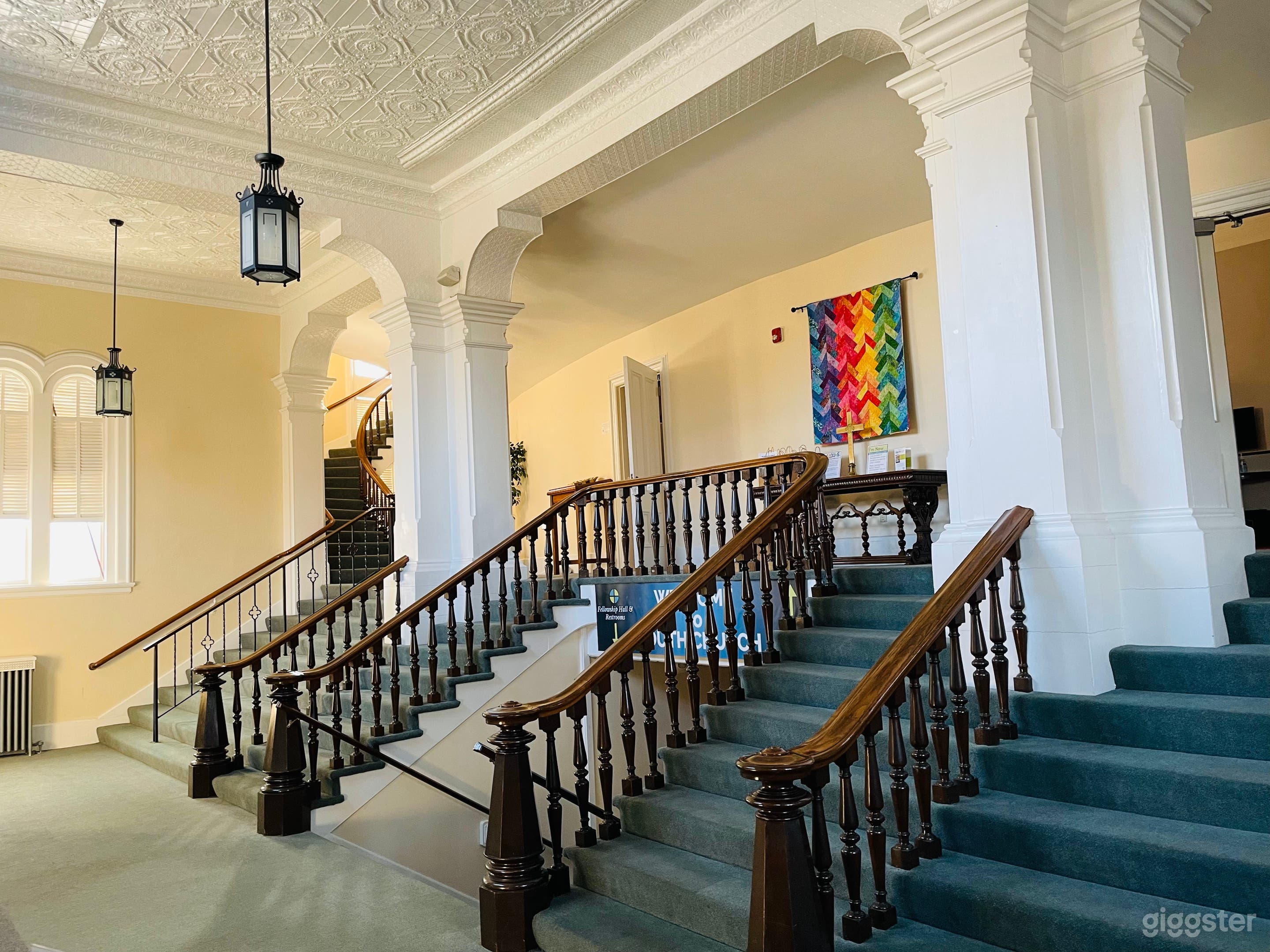 Narthex (image 2 of 3)