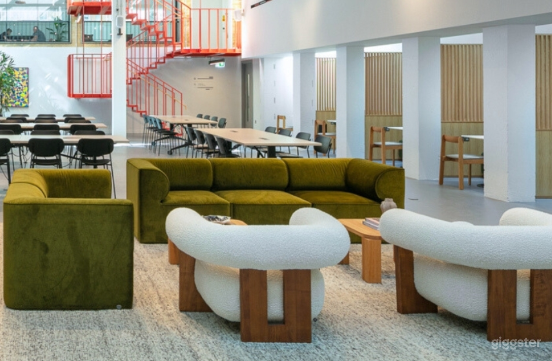 76 Warner Meeting Room Photo 4