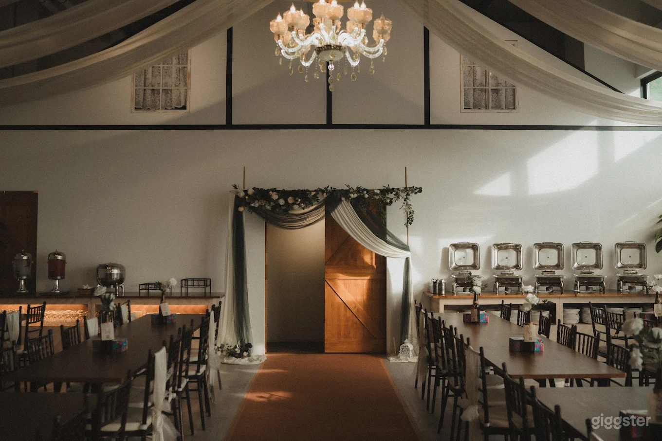 Barn-Inspired Event & Filming Space Photo 4