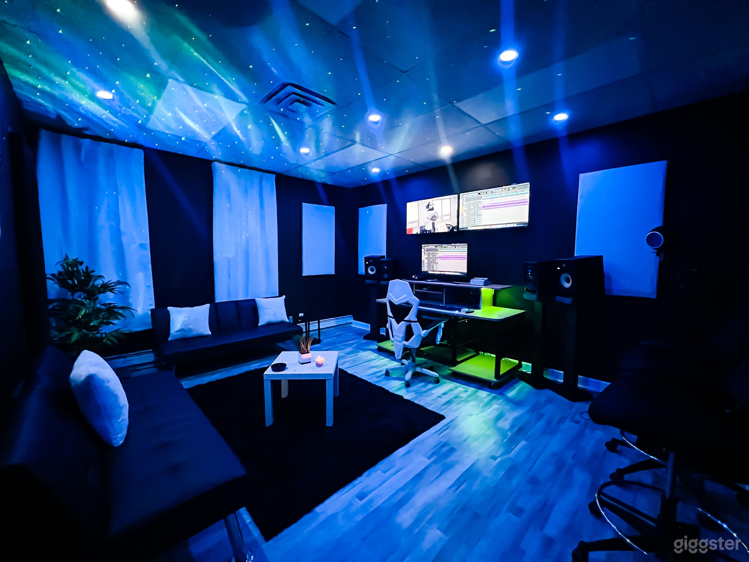 Music Recording Studio Photo 1