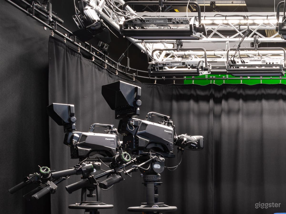 Video Studio - Soho Photo 3