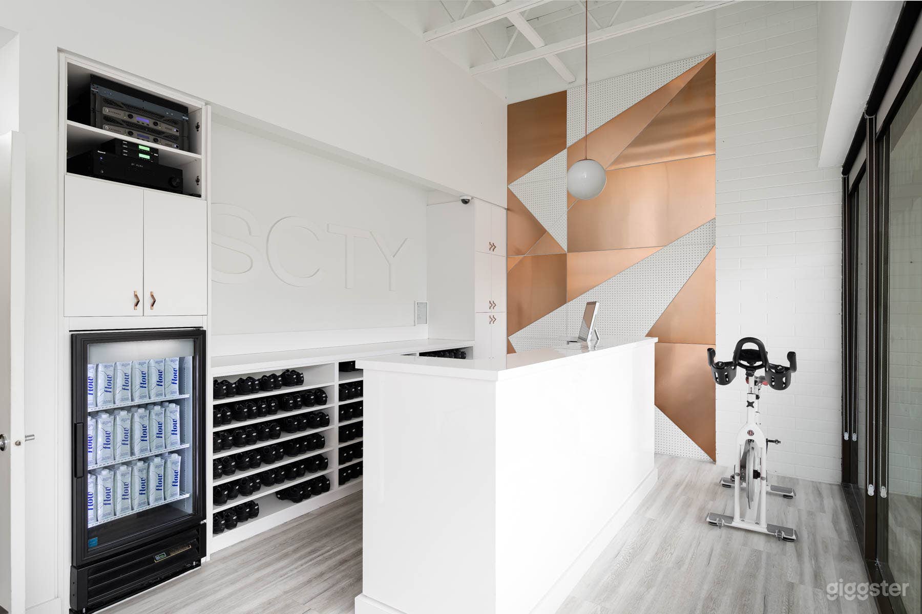 High-End Cycling Studio in North Vancouver Photo 4