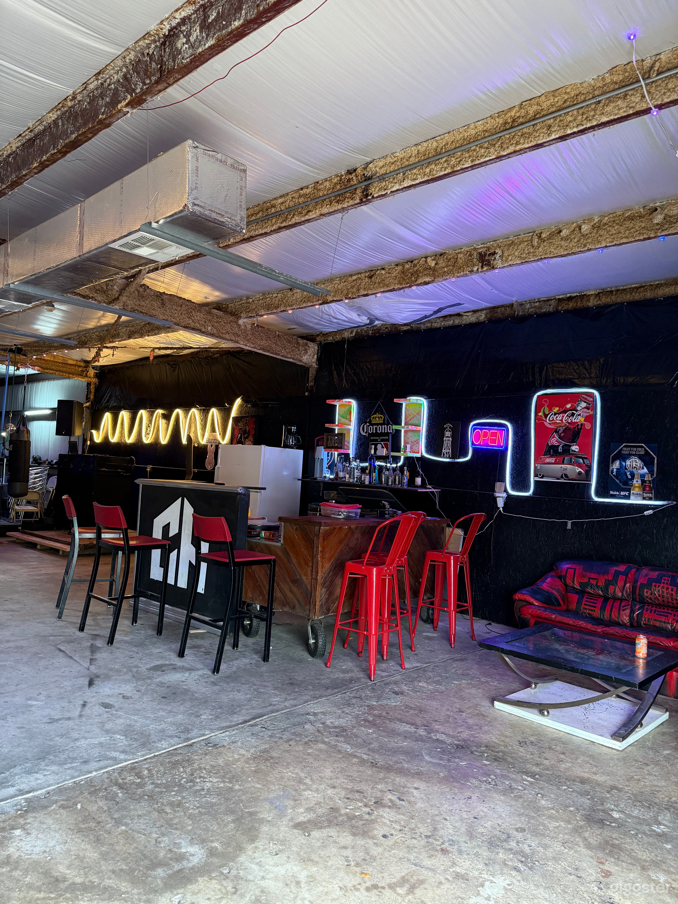 Versatile Warehouse in Sagemont Photo 1