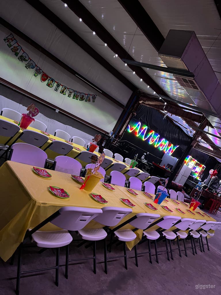  Versatile Warehouse in Sagemont 