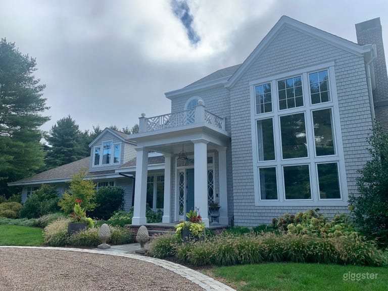  A sprawling home on 4 lush acres mins to highways 